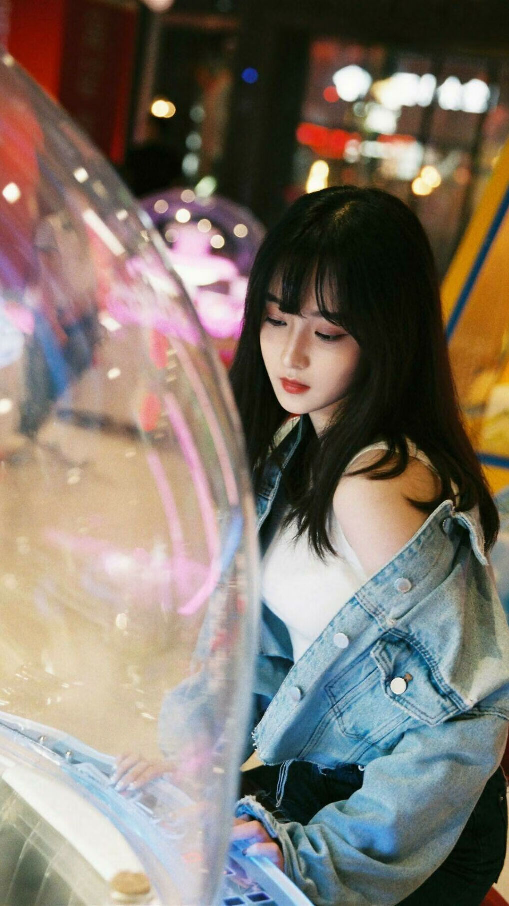 开云体育中国官网-英超裁判组语义同步工具用于多裁联动判罚协同测试，英超裁判出牌