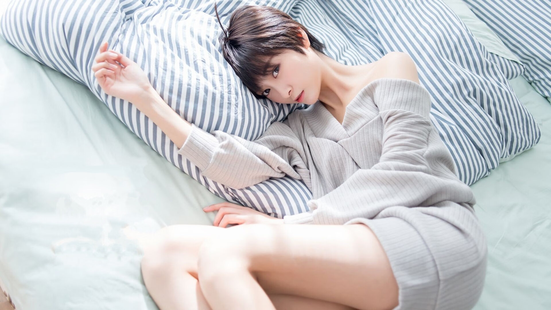 英超裁判组语义同步工具用于多裁联动判罚协同测试，英超裁判出牌